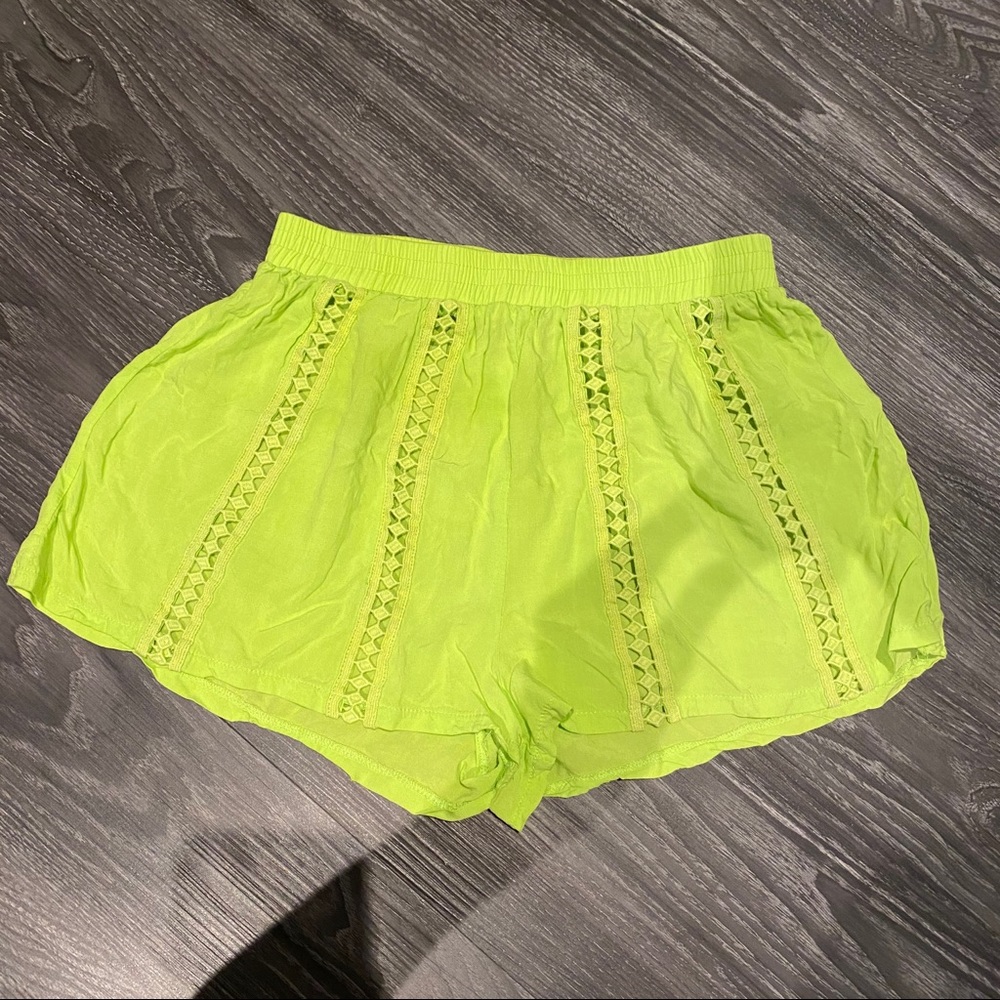 PrettyLittleThing neon green shorts 8